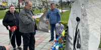 В память о десантниках - Газета Камышловские известия