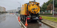 Мосводосток вышел на дежурство на улицы столицы из-за непогоды - M24.Ru