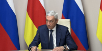 Борис Джанаев провел совещание по вопросу модернизации центров занятости Северной Осетии - Администрация РСО-А