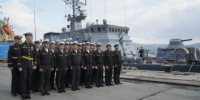 Боевые корабли в бухте Нагаева и бронетехника у моря: Магадан встретил десантников Тихоокеанского флота - Сетевое издание Говорит Магадан