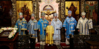 В канун Недели 14-й по Пятидесятнице, в Петропавловском соборе города Казани состоялось соборное архиерейское богослужение - Альметьевская Епархия
