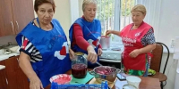 Малиновое варенье для бойцов: саратовцы отправили на СВО гуманитарную помощь - Комсомольская правда