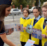 Прохожим в центре Сызрани напомнили, капюшон и громкая музыка могут стоить жизни - КТВ-ЛУЧ