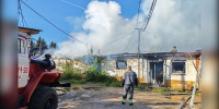 Торговые павильоны горят в городе Бородино - Комсомольская Правда