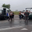 Спасатели вытащили людей из разбитого авто после ДТП в Ростовской области - DonDay.Ru