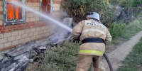 Подразделения МЧС России продолжают ликвидировать пожар в Соль-Илецком муниципальном округе - МЧС России