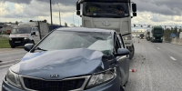 В ДТП с грузовиком под Тверью пострадали два человека - Афанасий-биржа