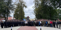 Митинг в Боровичах посвятили Дню солидарности в борьбе с терроризмом - Боевое братство