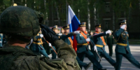 Молодые офицеры приняли гвардейскую присягу в Новосибирской области - Gorsite.Ru