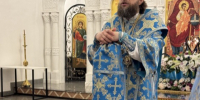 Всенощное бдение с чином погребения Матери Божией в Покровском храме на Архиерейском подворье в Удеревке. - Щигровская епархия
