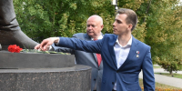 Владислав Головин в Рязани почтил память участников локальных конфликтов и спецоперации - RyazPressa.Ru