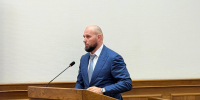В Махачкале устанавливают евроконтейнеры и пополняют автопарк спецтехники - Махачкалинские известия