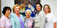 95 лет — целая эпоха: в Алейске поздравили труженицу тыла Александру Фёдоровну Гетало - Минсоцзащиты Алтайского края