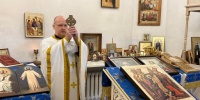 Традиционный воскресный мужской братский молебен в Александровской церкви города Глазова - Глазовская Епархия