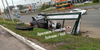 Mercedes насмерть сбил звезду соцсетей на остановке в Ярославле - Сетевое издание Толк
