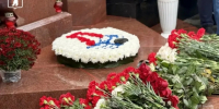 В Ярославле почтили память погибшей команды «Локомотив» - Городской телеканал