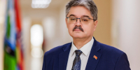 Анатолий Широков: Язык является душой народа, связующей нитью между поколениями и основой нашей общероссийской идентичности Источник - MagadanMedia.Ru