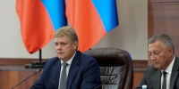 Полпред Президента России в СФО Анатолий Серышев провел рабочее совещание, посвященное подготовке Иркутской области к осенне-зимнему периоду 2026-2027 годов - Администрация Алтайского края