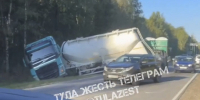 Газель врезалась в цементовоз на трассе под Тулой - ИА Тульская служба новостей
