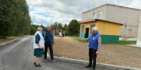 Владимир Мазуров помог в благоустройстве детсада - Законодательное Собрание