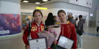 Сёстры Сомовы вернулись во Владивосток после международных соревнований с медалями - Администрация Приморского края