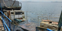 Затонувшее судно подняли со дна Волги по требованию природоохранной прокуратуры - Volganet.Net