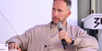 «Превет» отвратил от девушки известного артиста Кучеру: его откровения о русском в Кургане - Область 45