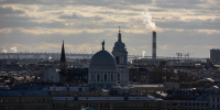 Возле школы на Васильевском острове прорвало трубу - Spbdnevnik.ru