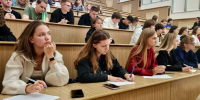 Орловские студенты написали диктант «Россия – дом народов» - Комсомольская Правда
