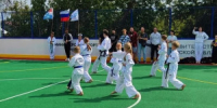 На территории спортивной школы №4 «Аврора» городского округа Самара в Бельском переулке в рамках реализации госпрограммы «Спорт России» построена «умная» спортивная площадка. - НИА Самара