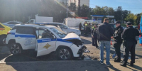 Электробус и два автомобиля столкнулись на Мичуринском проспекте в Москве - M24.Ru