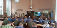 Священник поговорил с росгвардейцами о пресечении террористической деятельности - Росгвардия