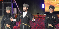 Дагестан объединил десятки народов на фестивале «Моя семья – Россия» - РИА Дагестан