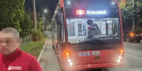В Калуге водитель троллейбуса задержал подростка-зацепера - Калужский перекрёсток