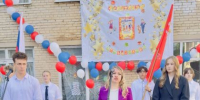 В рамках акции «Право – в школьный класс» судья Веневского районного суда приняла участие в торжественной линейке, сотрудники аппарата суда провели открытые уроки для учащихся - Районный суд г. Венёв