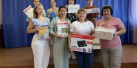 Из Оренбурга с любовью: школа в Перевальске получила инструменты для творчества - Администрация города