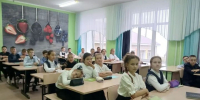 В Верхнеуслонской школе прошёл Урок Памяти о блокаде Ленинграда - Волжская новь