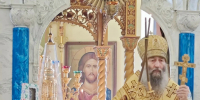 Архиерейское богослужение в день перенесения мощей свт. Петра Московского в Кафедральном соборе (+ Фото + Видео) - Арсеньевская епархия