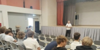 В Самаре сотрудники Управления по работе с личным составом ГУ МВД России по Самарской области встретились с учащимися одной из образовательных организаций города. - НИА Самара