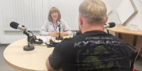 Офицер Росгвардии рассказал белгородским радиослушателям о преемственности поколений и подвигах политработников - Росгвардия