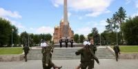 Кадеты корпуса имени Захарченко из Донецка заступили на «Вахту Памяти» - Родной город Волгоград
