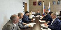 Комитет по ТЭК обсудил топливообеспечение региона с руководством нефтяных компаний - Комитет по ТЭК
