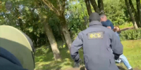 Появилось видео задержания петербуржца, обвиненного в госизмене и связи с террористической организацией - Spbdnevnik.ru