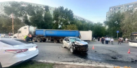 Два человека пострадали в тройной аварии в Ростове - Панорама