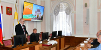 Дань уважения и признание заслуг: в Ставрополе вручили нагрудные знаки Почетным ветеранам - Городская Дума