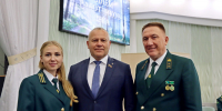Хранители зеленых рубежей: работников леса региона поздравили с наступающим праздником - Областная Дума