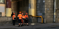 В Мурманске рабочие поймали выпрыгнувшую из горящей квартиры девочку - Neva.Today