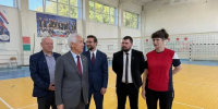 Владимир Васильев оказал содействие с оснащением спортшколы и библиотеки в Твери - Комсомольская Правда