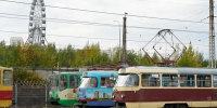В Екатеринбурге неизвестные обстреляли троллейбус и оплевали водителя трамвая - EaNews.Ru