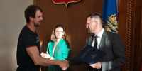 Олег Болоховец поздравил победителей областных летних спортивных игр и отличников ГТО - Город Кострома